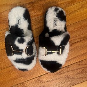 Girls slippers
